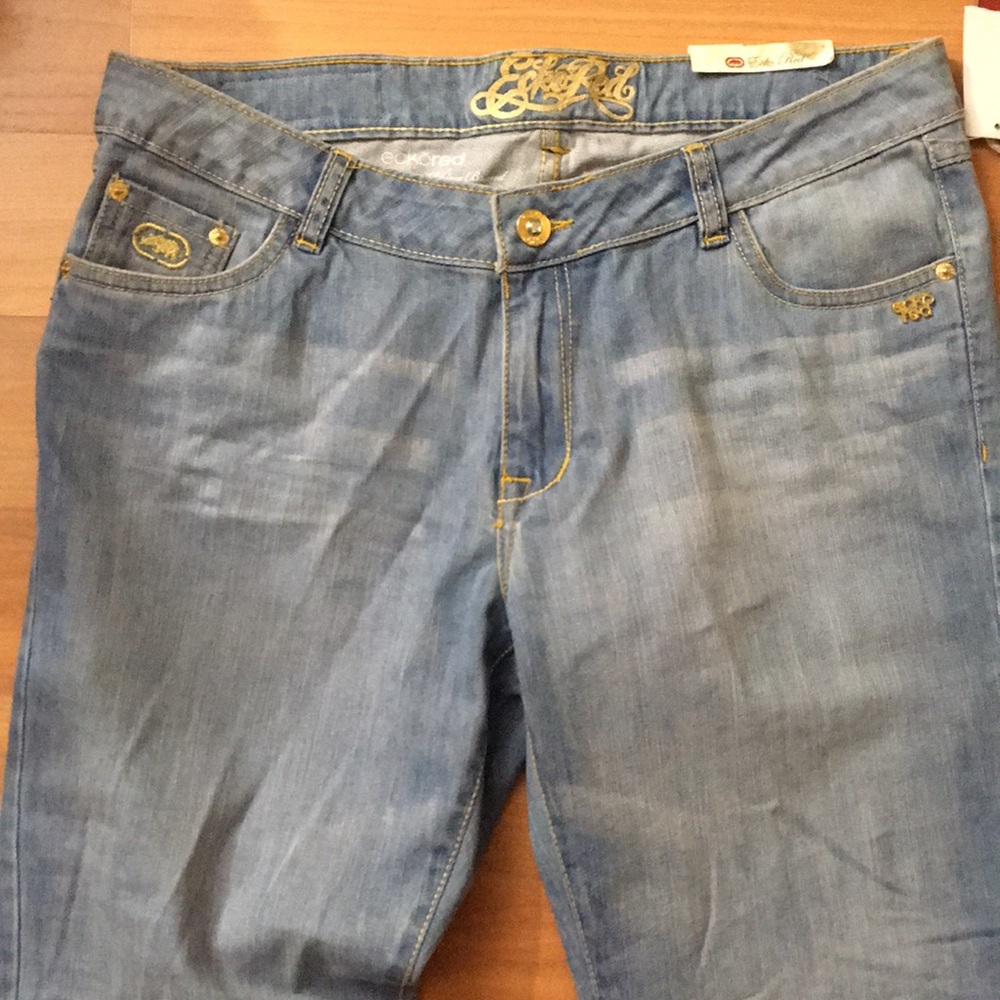 Here is a nice CUTE pair of Red by Marc Ecko jeans